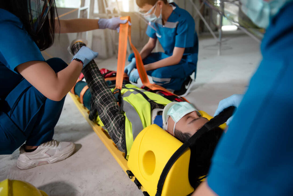 First aid for injuries from accidents in construction work, Loss of feeling or normal movement and Loss of function in limbs